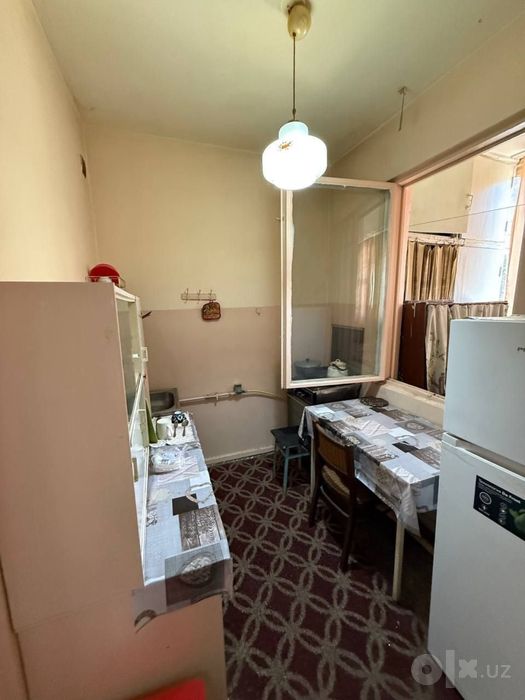 СРОЧНО !  Спутник 17.  1 комнатная квартира.  Продается очень срочно