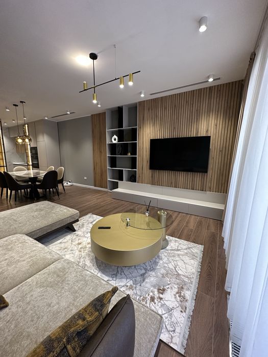 Мирабад авеню 2-х комнатная квартира 83м2  1 линия 8-этаж