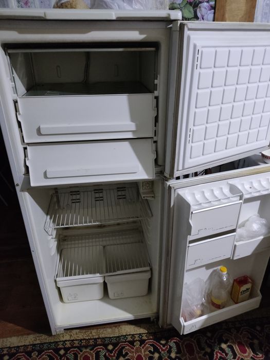 Продам холодильник Бирюса