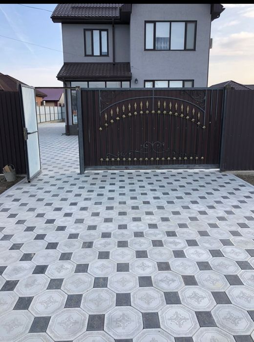 Бордюр Брусчатка