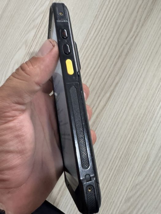 Pda telefon dual sim DHL rezistent ia socuri
