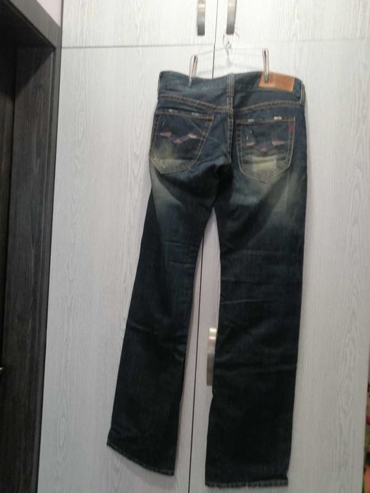 Нови дънки на изгодна цена