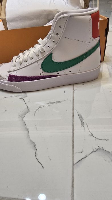 Nike Mid’77 Leather Blazer