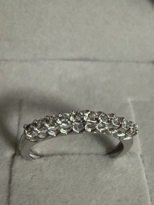 Бриллиантовое кольцо