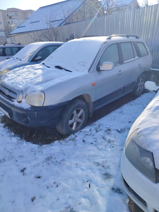 Vând Hyundai Santa FE