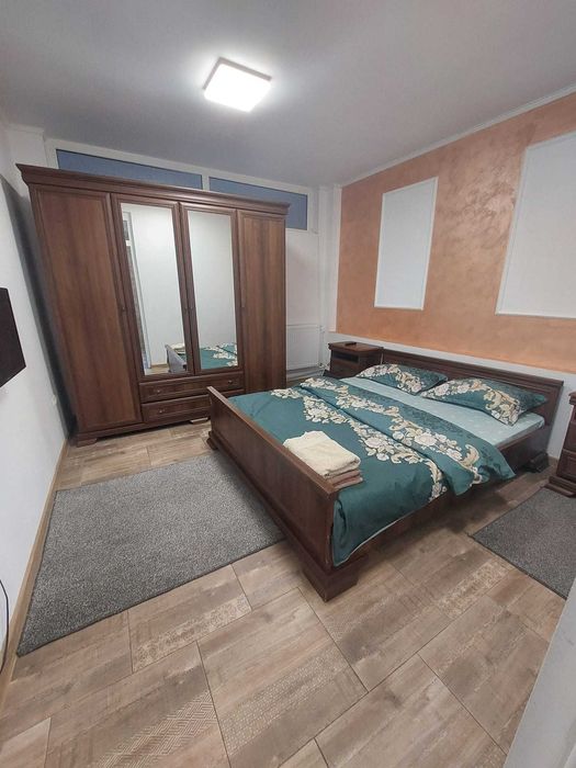 inchiriez garsoniera