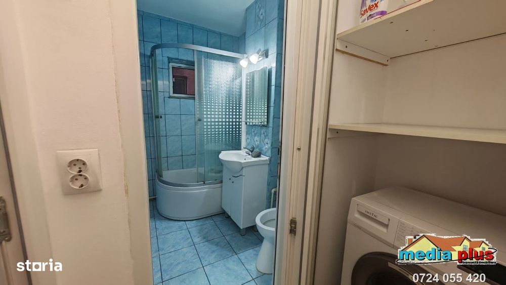 Apartament 3 camere decomandat – Micro 17