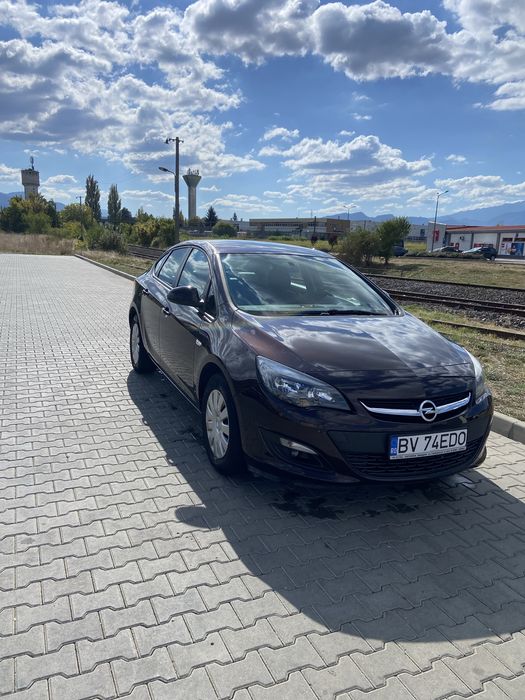 Opel Astra Sedan 1.4 Turbo 140 CP | 34.000 km | Euro 6 | 2017