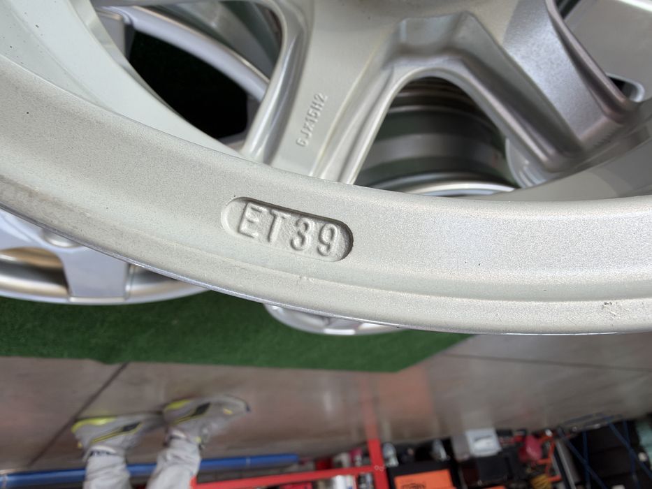4бр. ОТЛИЧНИ 15” ОРИГИНАЛНИ Джанти 5х100 за -TOYOTA/други- 6.0Jx15H2, ET39