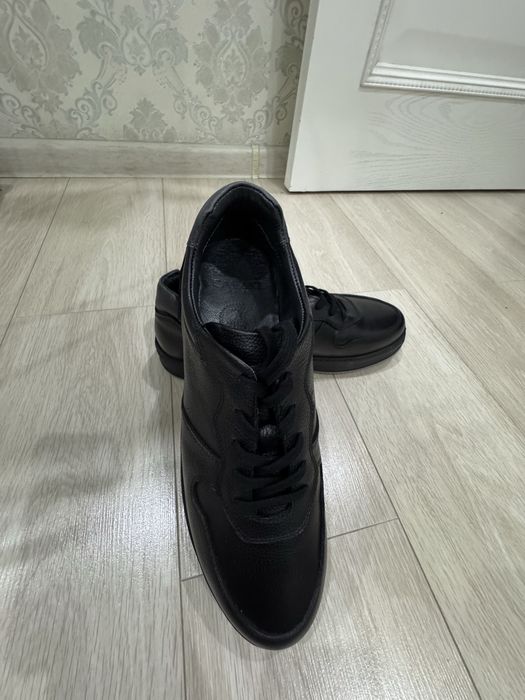 Новые Кроссовки Gabani 43 размер