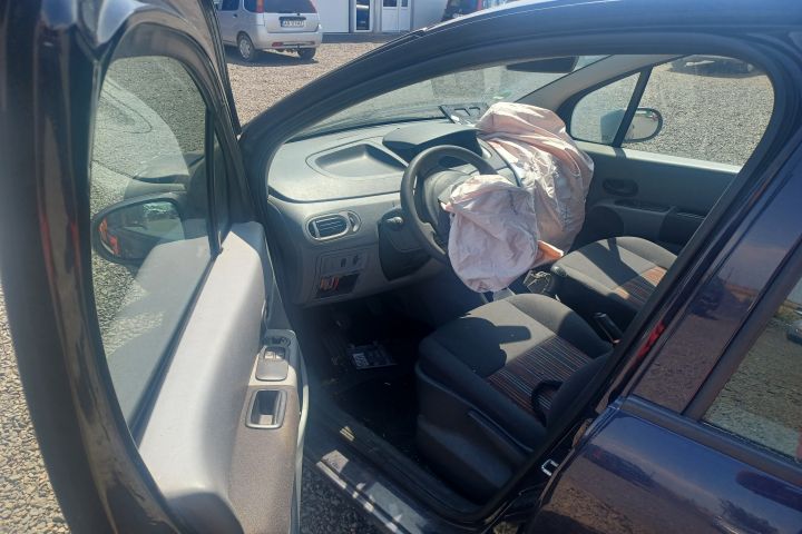 Modul confort 28118124 8200652284 28118124 8200652284 Renault Modus a
