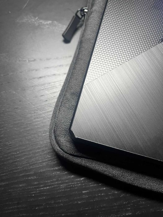 ASUS TUF Gaming F15 FX506HC - RTX 3050 / Intel i5 / 32 GB RAM / 144 Hz