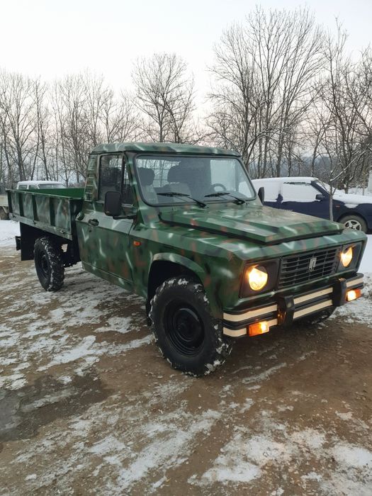 Vând.   aro.    320