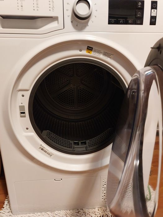 Uscator rufe Ariston