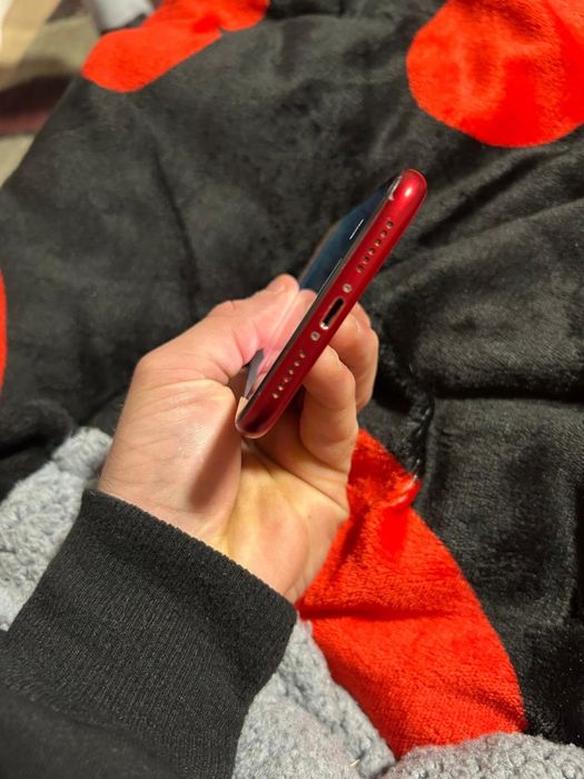 Vand/schimb IPhone 11