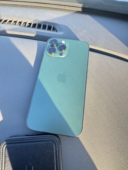IPhone 13 Pro Max зеленый