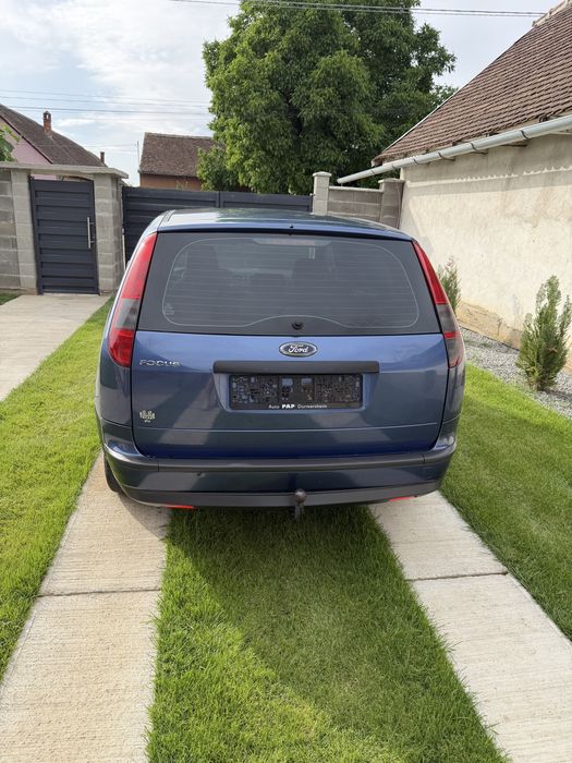 Ford Focus 1.6 Benzină