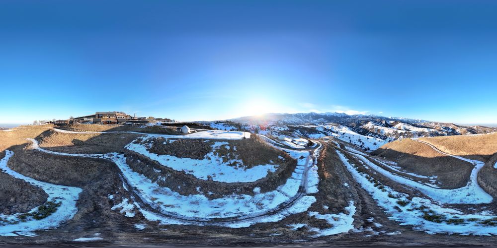 Дрон квадракоптер