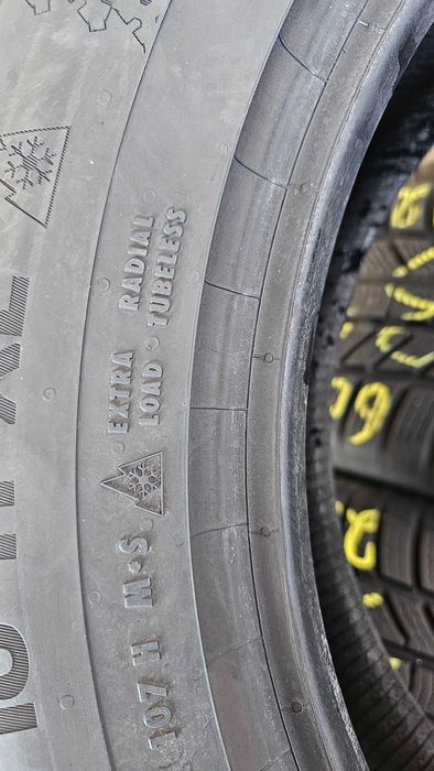 Anvelope 235/60/18 CONTINENTAL iarna