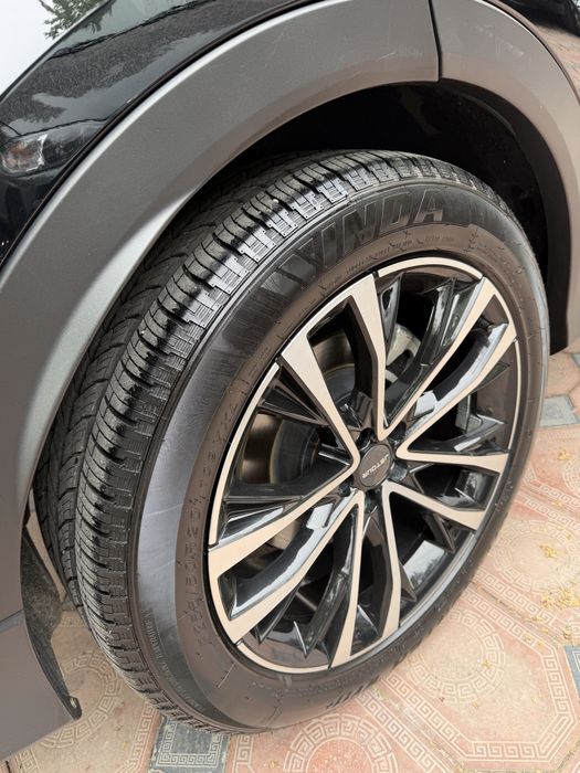 Jetour X70 Plus . Холати Зур