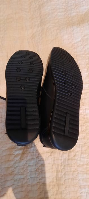 Продам мужские туфли.