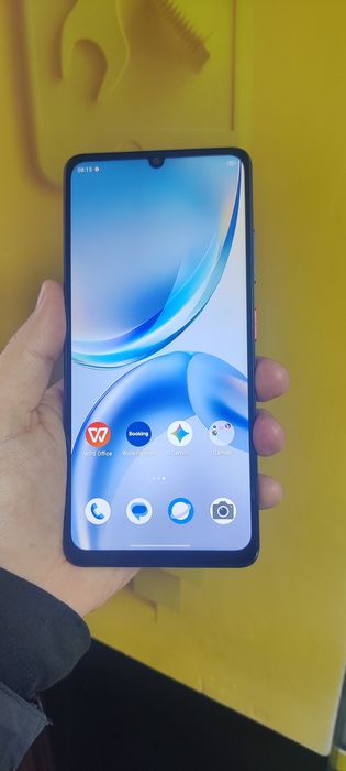 Продам телефон ZTE.