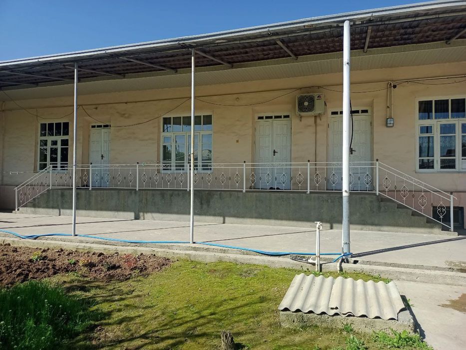 3 xonali shinam hovli sotiladi