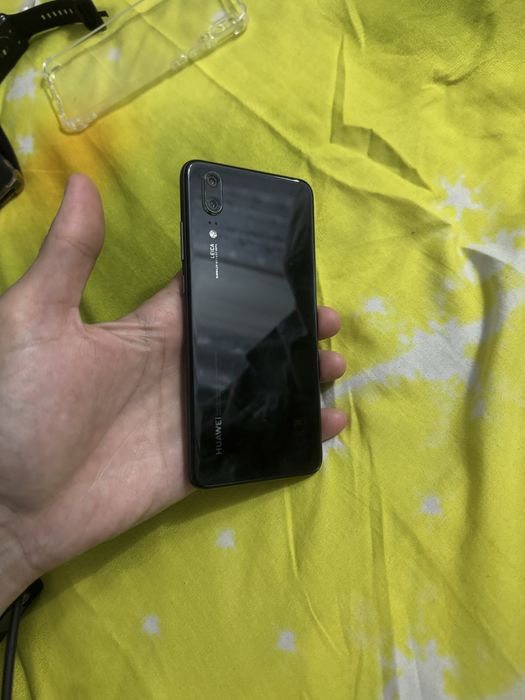 Huawei p 20 (не лайт)