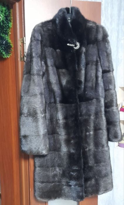 Продам шубу натуральную