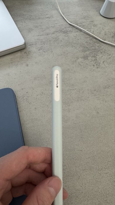 Продам iPad Pro 11 2025 M5 256 + Apple Pencil Pro + iPad Case