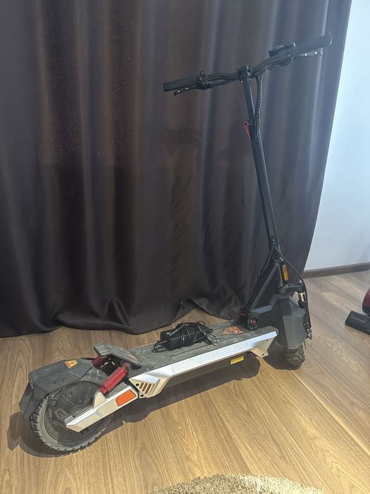 Trotineta electrica kukirin M4 MAX