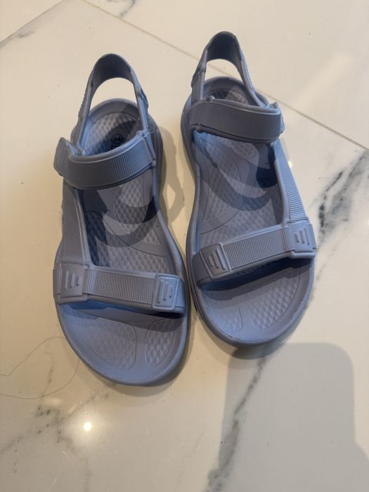 Нови гумени сандали 34 номер