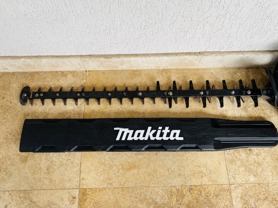 Makita UH 007G masina de taiat gard viu
