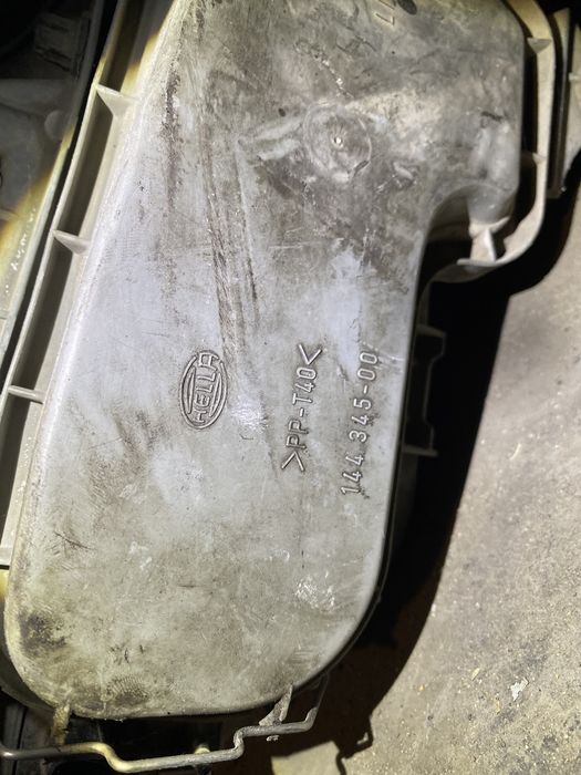 Фара левая на лупарик W 210