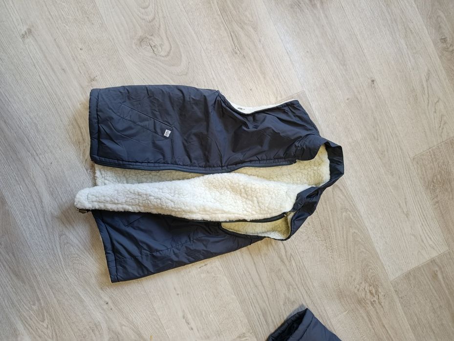 Продам куртки на мальчика