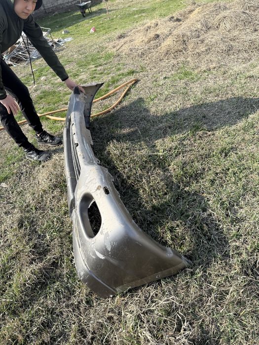 Бампер сатылады