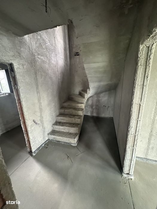 Casă modernă cu 4 camere în Clinceni