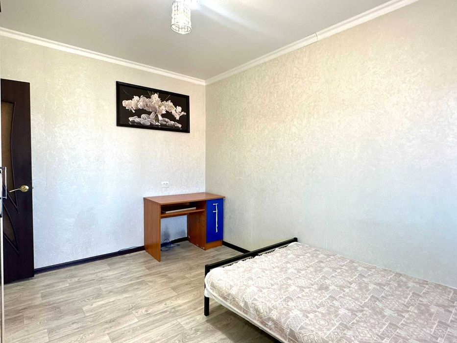 продам 3 комнатную квартиру
