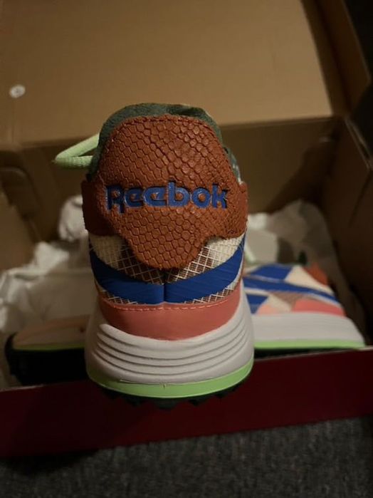 маратонки REEBOK