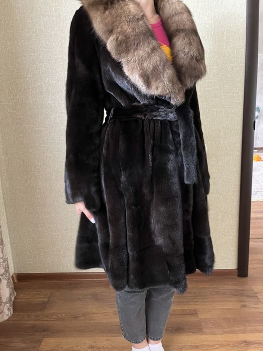 Шуба норковая с соболем