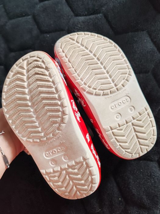 Papuci crocs C7 și C8