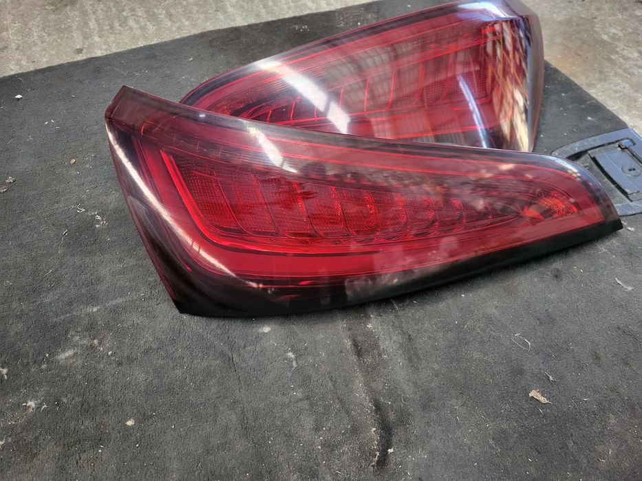 Фейслифт стопове за Ауди Q5 8R 2012-2016г