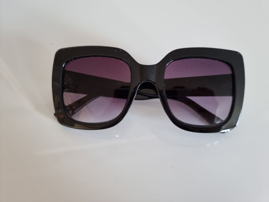 Слънчеви очила по 10 лв