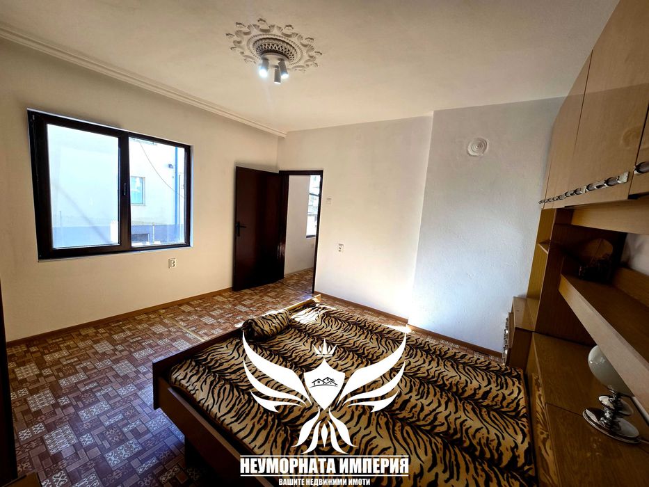 Под наем широк тристаен/четиристаен 125кв в гр.Асеновгрд кв.стадиона