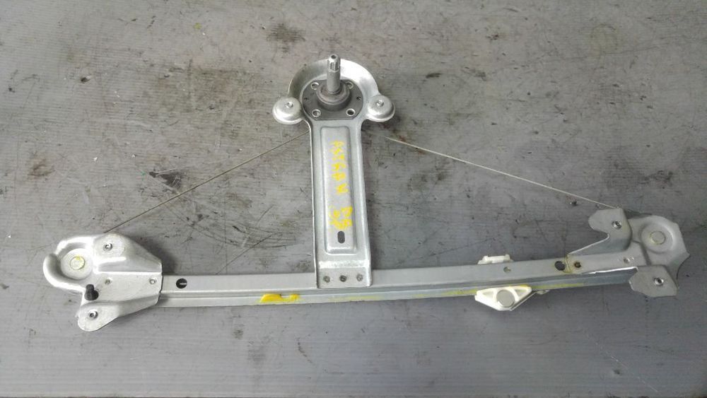 macara manuala dreapta spate opel astra h 13100421rh