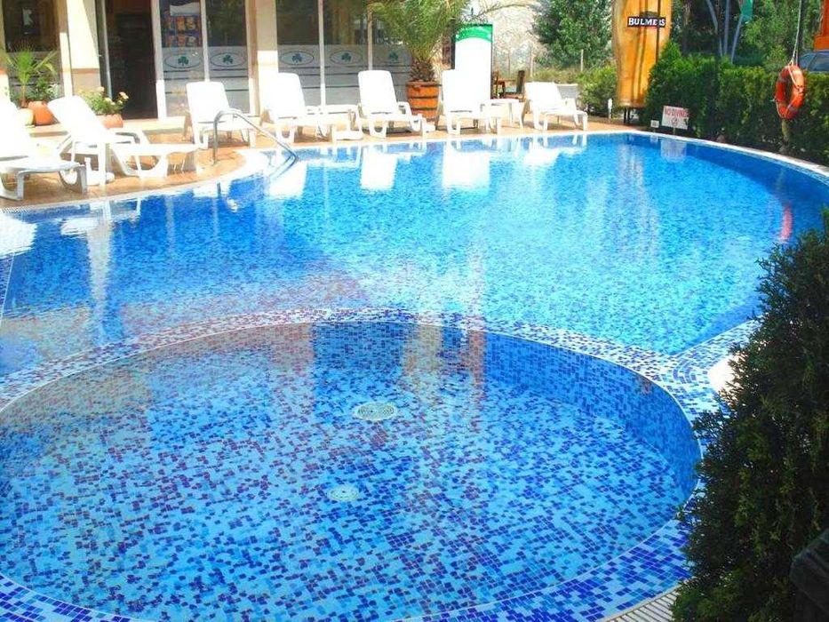 Просторно Студио с тераса в Слънчев Бряг до магазин Младост