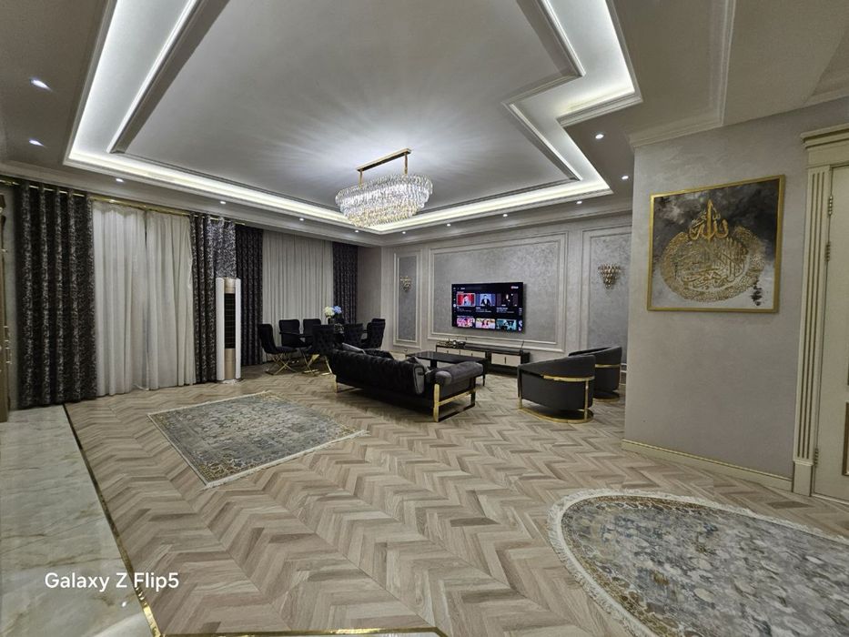 3-комнатная квартира с дорогим ремонтом, вид на фонтан, Ташкент Сити