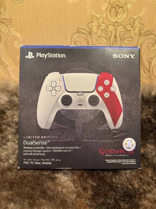 Dualsense limited edition God of War