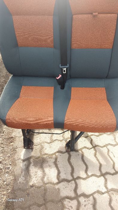 Продавам седалки комлект