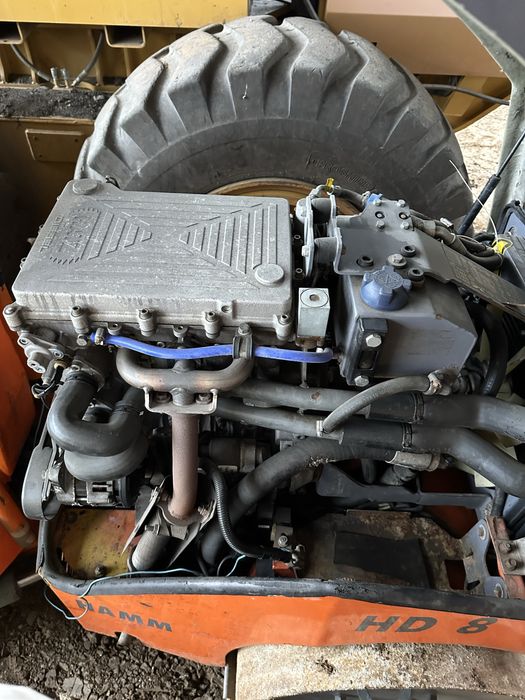 Продам каток HAMM